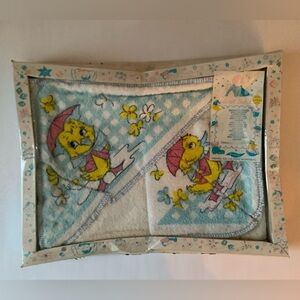 Vintage Duckie Bath Towel Set